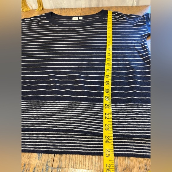 GAP Navy Blue and White Striped Sweater - Size L Petite - Picture 9 of 9